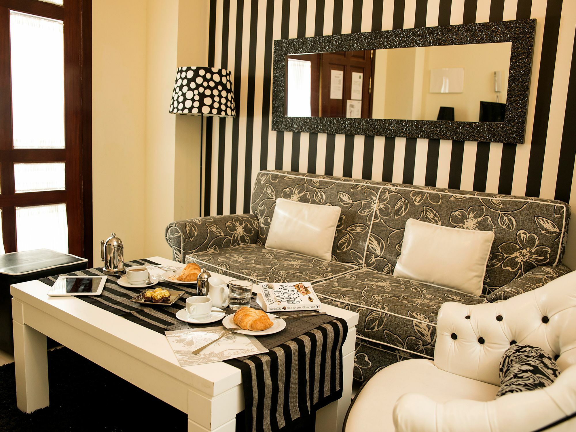 Apartmán Singular Pilatos Sevilla Exteriér fotografie